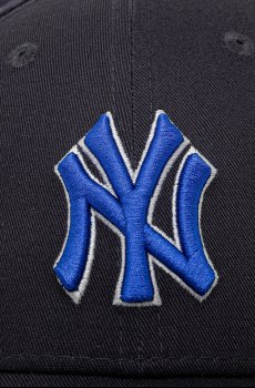 Хлопковая кепка New Era