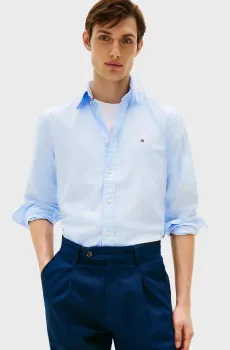 Мужская голубая рубашка CORE FLEX POPLIN SOLID RF SHIRT Голубой S Tommy Hilfiger MW0MW39988