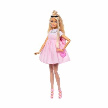 Кукла Barbie Deluxe Style Barbiecore Модница в платье Baby Doll, с аксессуарами, 31 см, от 4 лет (HYV27) Кукла Barbie Deluxe Style Barbiecore Модница в платье Baby Doll, с аксессуарами, 31 см, от 4 лет (HYV27)