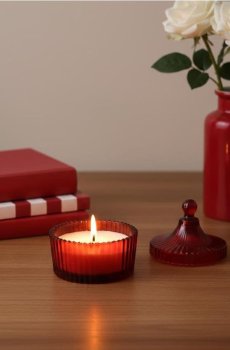 Ароматична свічка Gingerbread - червоний