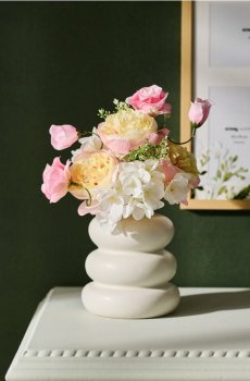 Декоративний букет квітів - різнобарвний