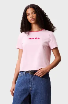 Женская розовая футболка RETRO Розовый XS Calvin Klein Jeans LV047C821G