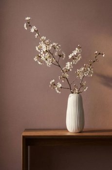 Ваза для квітів - білий