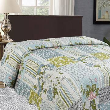 Стеганое покрывало Home Line Маренго, пэчворк с принтом, 200 * 240 см (140662) Стеганое покрывало Home Line Маренго, пэчворк с принтом, 200 * 240 см (140662)