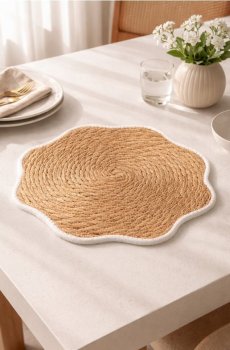 Плетена серветка під тарілку з хвилястим краєм - білий