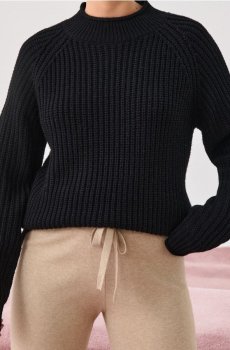 Джемпер із цупкого трикотажу - чорний