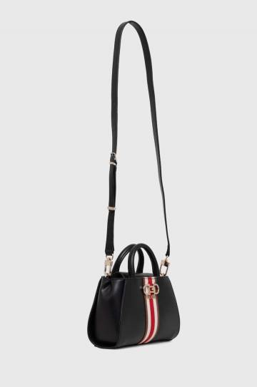 Сумочка Guess NELKA цвет чёрный HWVG93 07760 Сумочка Guess NELKA цвет чёрный HWVG93 07760