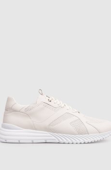 Бежевые кожаные кроссовки с перфорацией