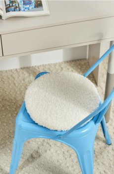 Подушка з штучним хутром - кремовий