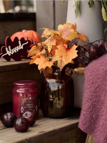 Декоративна штучна рослина - помаранчевий