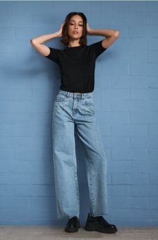 Джемпер з короткими рукавами - чорний