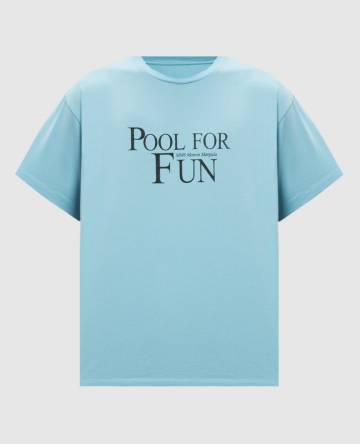 Голубая футболка с принтом надписи Pool For Fun Голубая футболка с принтом надписи Pool For Fun