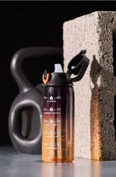 Бутилка з мотиваційною шкалою - чорний