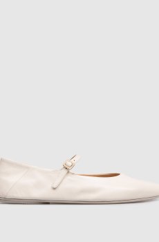 Кожаные балетки Strascico цвета айвори