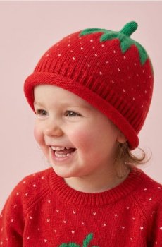 Шапка з мотивом полуниці - червоний