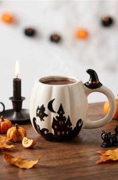 Горнятко з мотивом Гелловіну - білий