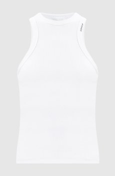 Белый топ в рубке с логотипом