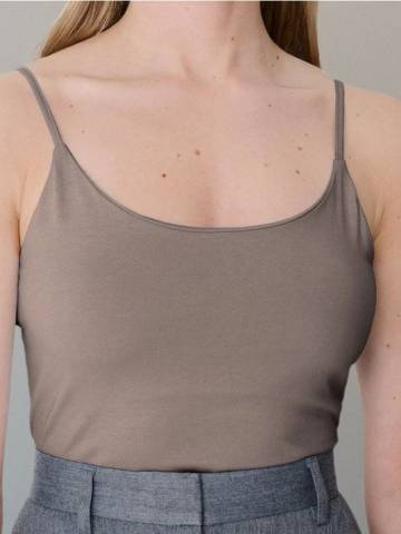 Боді - бежевий Боді - бежевий