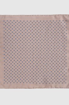 Бежевый платок из шелка с геометрическим узором