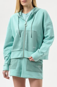 Спортивная кофта