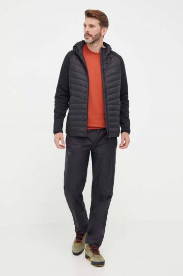 Хлопковая футболка Jack Wolfskin Essential цвет красный однотонная 1808382 Хлопковая футболка Jack Wolfskin Essential цвет красный однотонная 1808382