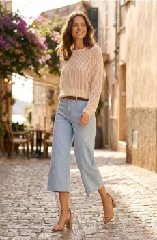 Ажурний светр - нюдовий