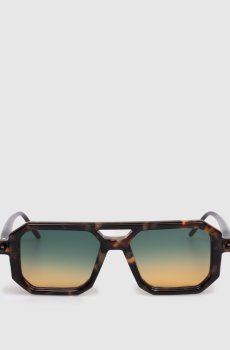 Коричневые солнцезащитные очки P8