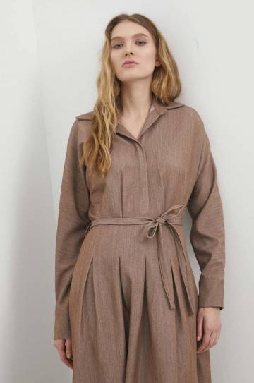 Платье Answear Lab цвет бежевый maxi расклешённая Платье Answear Lab цвет бежевый maxi расклешённая