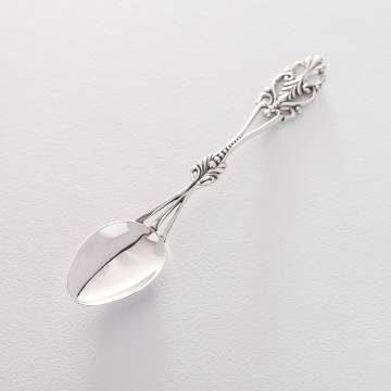 Серебряная ложка с узором 24001 Серебряная ложка с узором 24001