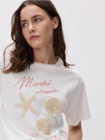 Reserved - Футболка з в’язаною аплікацією - нюдовий - WU148-02X Reserved - Футболка з в’язаною аплікацією - нюдовий - WU148-02X