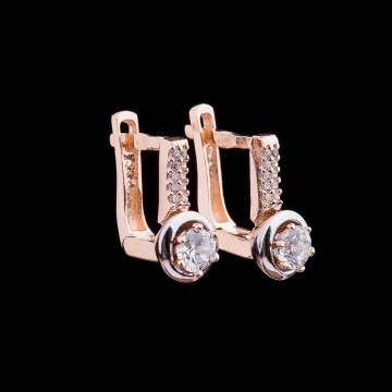 Золотые серьги с фианитами с04118 Золотые серьги с фианитами с04118