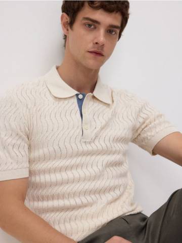 Reserved - Структурований джемпер поло - нюдовий - 931ED-02M