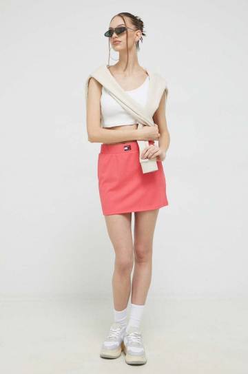 Юбка Tommy Jeans цвет розовый mini прямая Юбка Tommy Jeans цвет розовый mini прямая