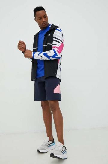 Хлопковая футболка adidas с аппликацией Хлопковая футболка adidas с аппликацией