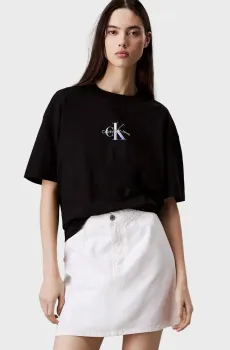 Женская черная футболка GRADIENT MONOLOGO BF TEE Черный S Calvin Klein Jeans J20J225521