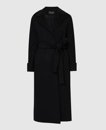 Черное пальто из шерсти