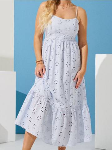 Міді-сукня з ажурним візерунком - блакитний Міді-сукня з ажурним візерунком - блакитний