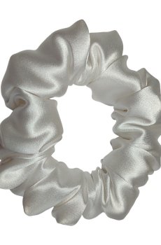 Резинка для волос ScrunchyUA из шелка, молочная, 1 шт (SCR0083SKLUA)