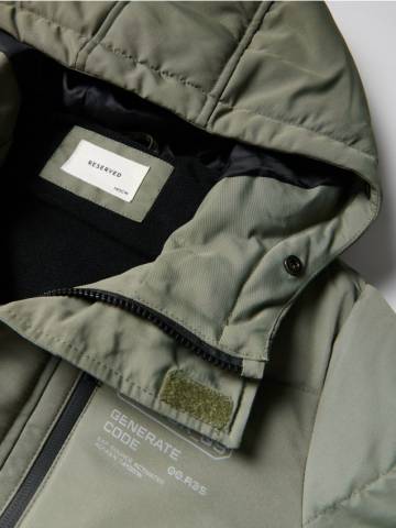 Reserved - Утеплена куртка з каптуром - пильно-зелений - PN615-97X