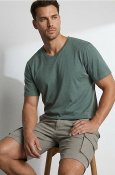 Бавовняна футболка basic - зелений