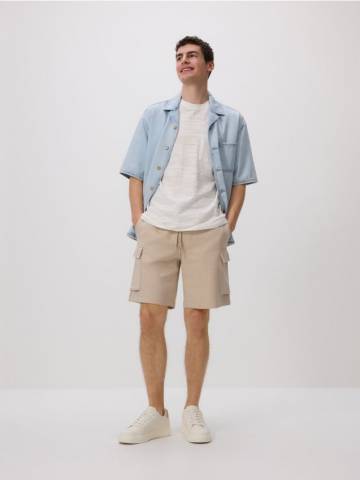 Reserved - Бавовняні шорти карго - бежевий - 3858C-80X