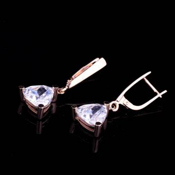 Золотые сережки с фианитами с02358 Золотые сережки с фианитами с02358