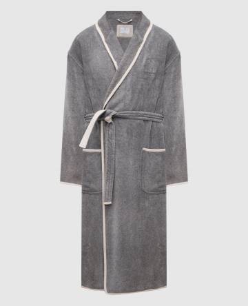 Серый махровый халат с вышивкой эмблемы