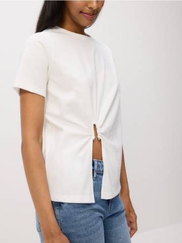 Reserved - Футболка з декоративним вирізом - кремовий - 433FS-01X