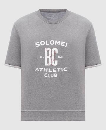 Серая футболка с брендовым принтом