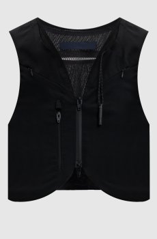 Черный жилет на молнии