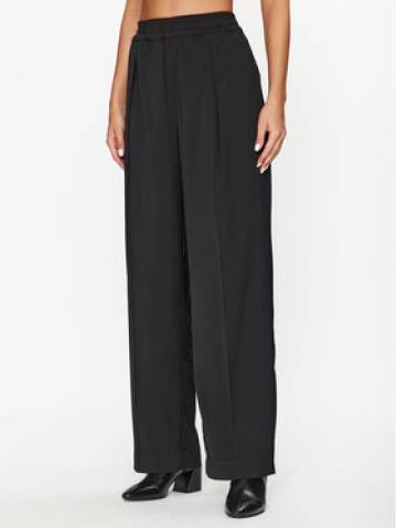 Samsøe Samsøe Штани з тканини Julia F23100048 CLR000021 Чорний Relaxed Fit Samsøe Samsøe Штани з тканини Julia F23100048 CLR000021 Чорний Relaxed Fit