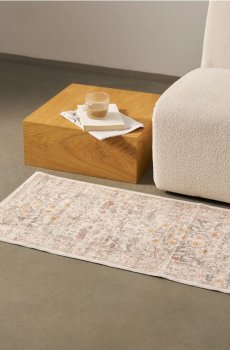 Килим з квітковим мотивом - різнобарвний