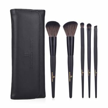Набор кисточек для макияжа Patricia Ledo Professional Beauty Set (кисточка, 5 шт + чехол) Набор кисточек для макияжа Patricia Ledo Professional Beauty Set (кисточка, 5 шт + чехол)