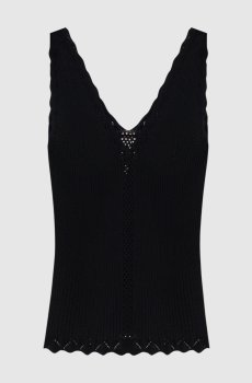 Черный топ с ажурным узором